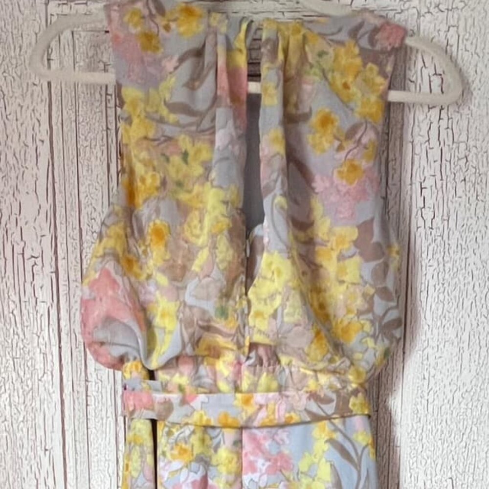 Women's Size 8 Multi-Color Pastel Lined Floral Sleeveless Maxi Dress